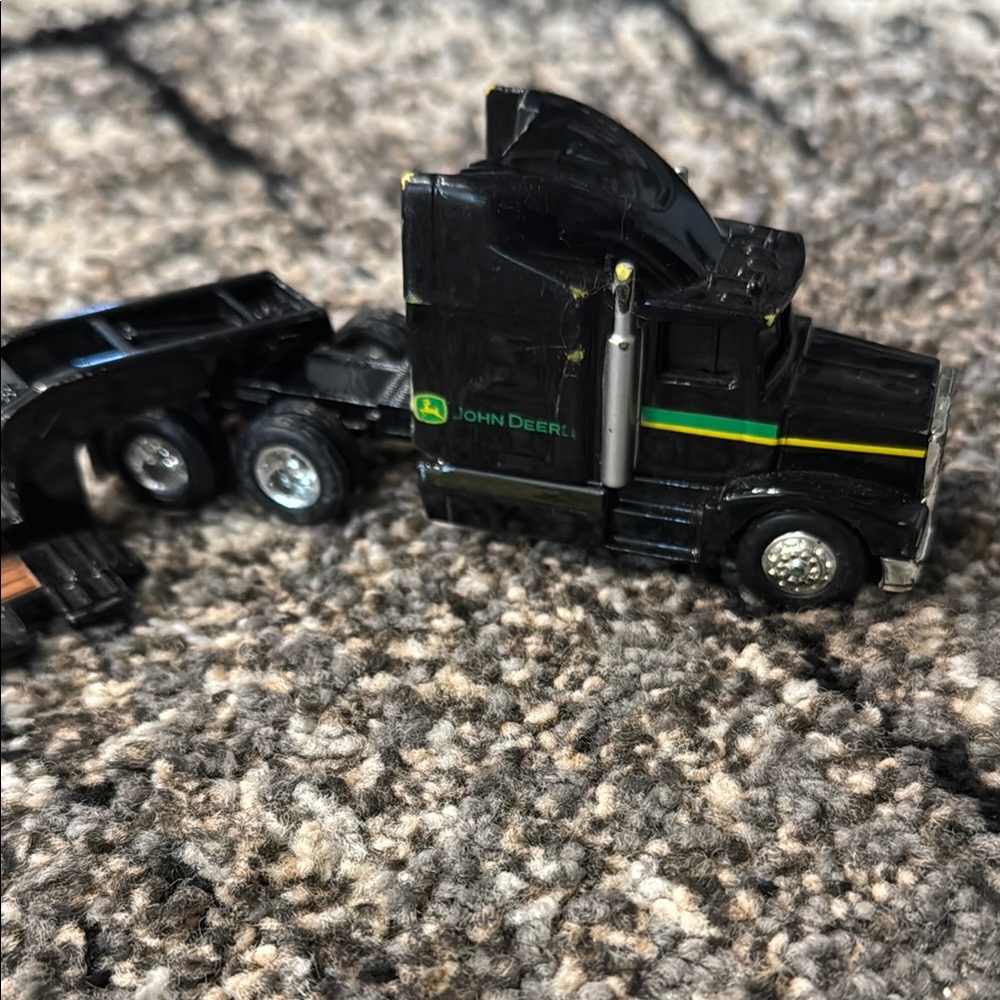 Hot Wheels Semi Truck set - Picture 4 of 6